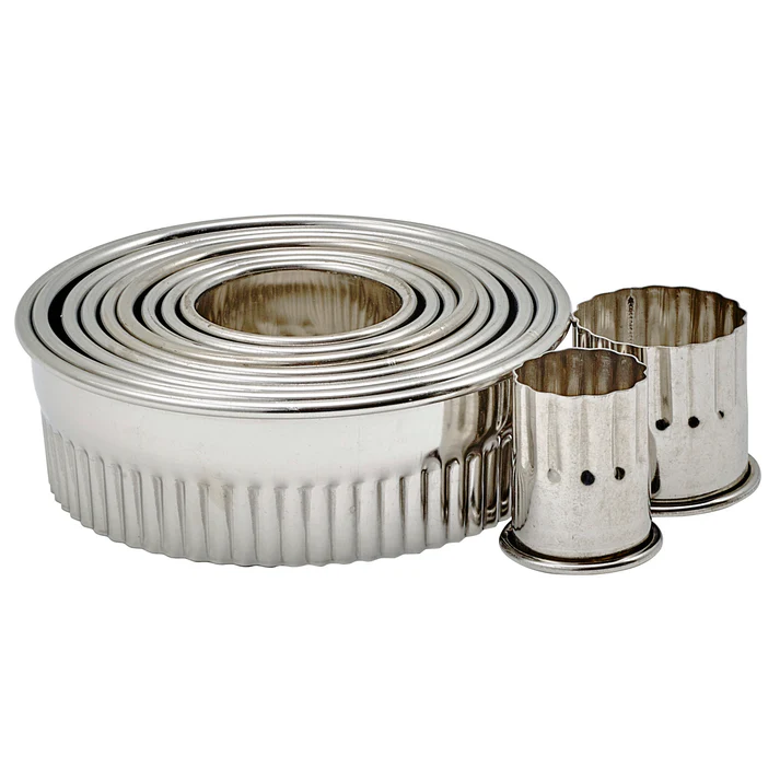 Round Cookie Cutter Set, 11 Piece, Stainless Steel - Fluted, 1"